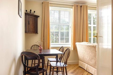 44, Lebanon Court Richmond Road, Twickenham, TW1 3DA