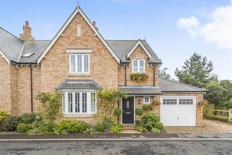 4 bedroom semi-detached house for sale, Granary Hill, Charminster, Dorchester