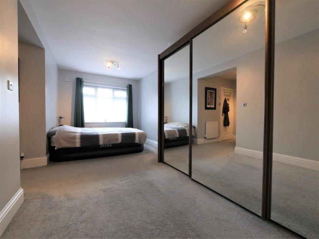 Master bedroom1