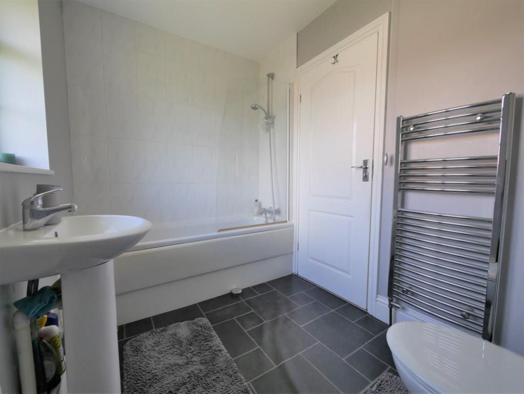 En suite bathroom