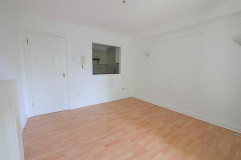 2 bedroom flat for sale, Woodlands, Acer Grove, Pinewood