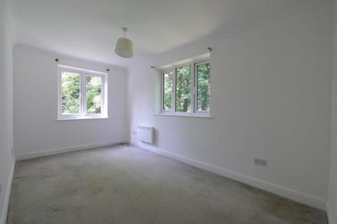 Flat 7, Woodlands Acer Grove, Ipswich, IP8 3RR