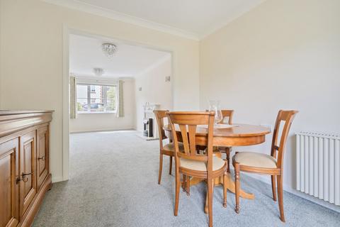 2 bedroom semi-detached house for sale, Storrington - close to all amenities