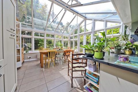 4 bedroom semi-detached house for sale, Uxbridge Road, Pinner HA5