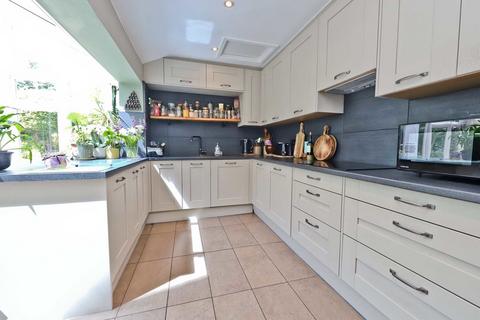 4 bedroom semi-detached house for sale, Uxbridge Road, Pinner HA5