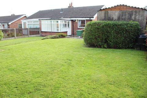 2 bedroom semi-detached bungalow for sale, Lambcroft Road, Pinxton, Nottinghamshire. NG16 6QL