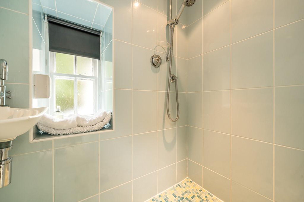 En-suite Bedroom 3