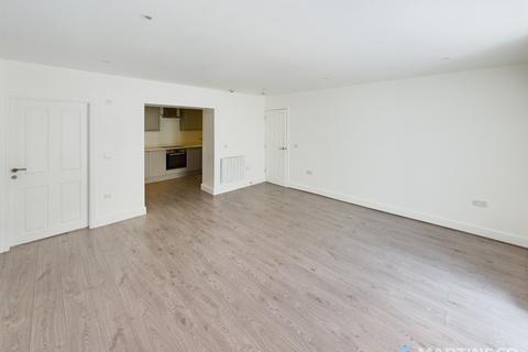 1 bedroom apartment for sale, Clifton Drive North, Lancashire FY8