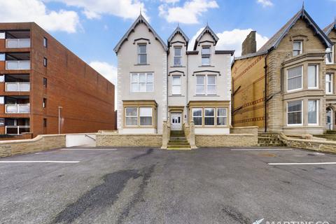 1 bedroom apartment for sale, Clifton Drive North, Lancashire FY8