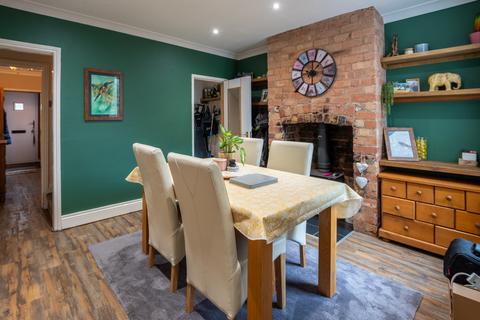 44 Blakefield Road, Worcester, WR2 5DR