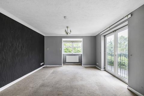 2 bedroom apartment for sale, Hazel Way, Chipstead