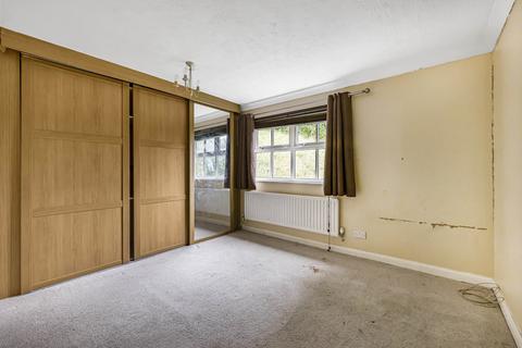 2 bedroom apartment for sale, Hazel Way, Chipstead