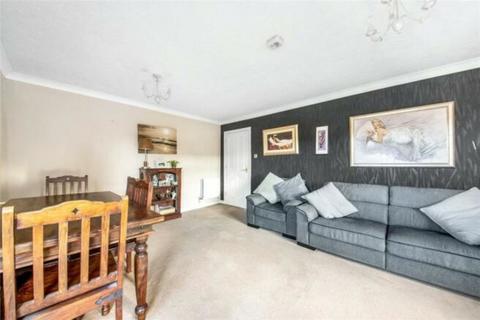 2 bedroom apartment for sale, Hazel Way, Chipstead