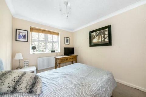 5, Birch Court Hazel Way, Chipstead, Coulsdon, CR5 3PJ