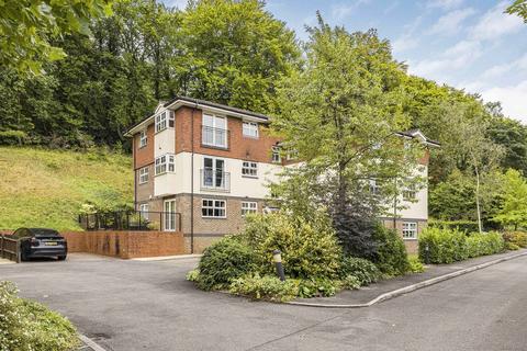 5, Birch Court Hazel Way, Chipstead, Coulsdon, CR5 3PJ