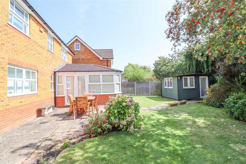 4 bedroom detached house for sale, Levignen Close, Fleet GU52