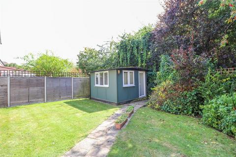 4 bedroom detached house for sale, Levignen Close, Fleet GU52