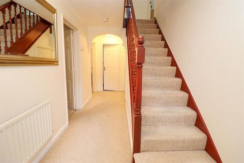 4 bedroom detached house for sale, Levignen Close, Fleet GU52