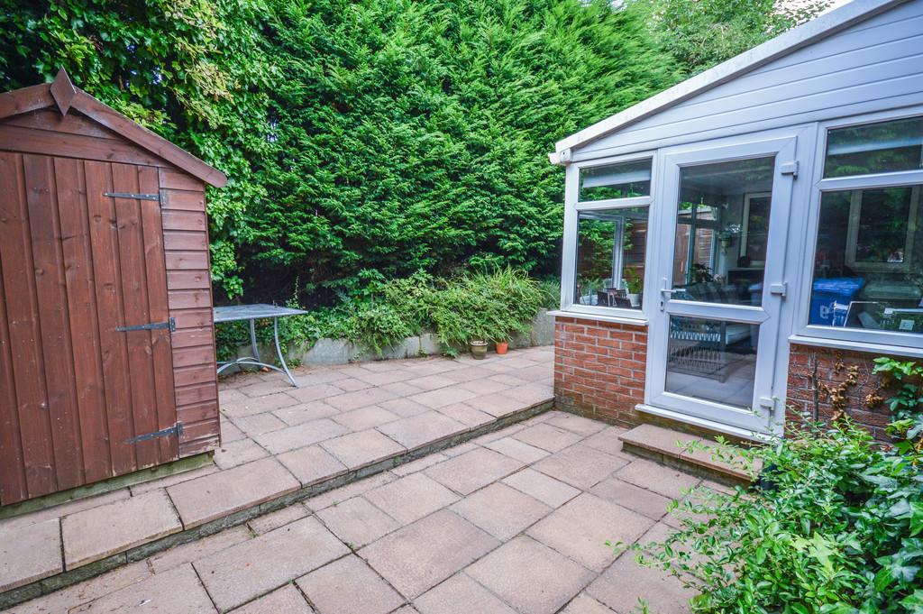 Rear Patio Garden