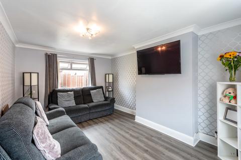 3 bedroom terraced house for sale, Holmes Carr Road, Rossington, DN11 0