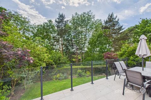 3 Chatfield Close, Stapenhill, Burton-on-trent, DE15 9AJ
