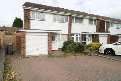 40 Lammas Close, Solihull, B92 8PA