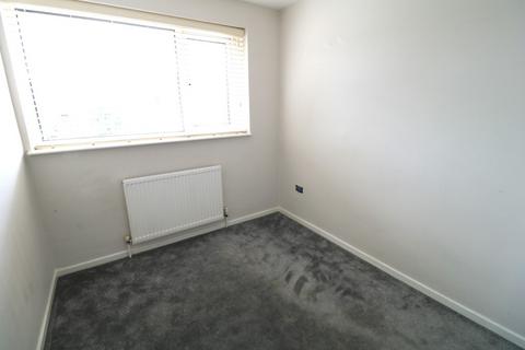 40 Lammas Close, Solihull, B92 8PA