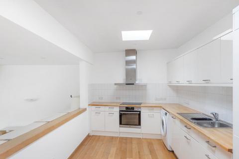 1 bedroom flat for sale, The Pavement, London