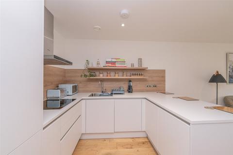 Flat 5, 13 Hughes Close, Edinburgh, EH7 4FW