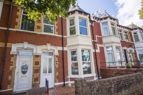 4 bedroom terraced house for sale, Tynewydd Road, Barry