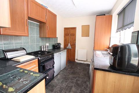 3 bedroom end of terrace house for sale, DAUBNEY STREET, CLEETHORPES