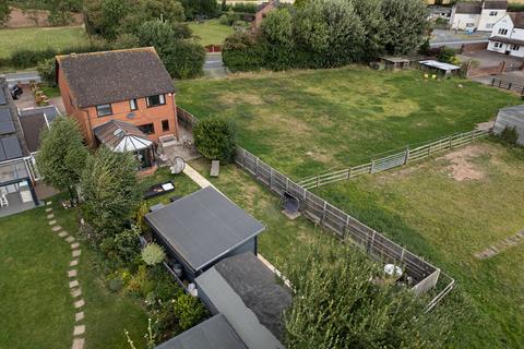 3 bedroom detached house for sale, Ashby Road, Tamworth B79