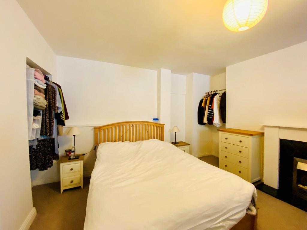 Bed 1