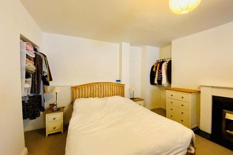 Flat 6, 1 Pennsylvania Park, Exeter, EX4 6HB