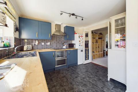 3 bedroom townhouse for sale, Chaffinch Mews, Harleston