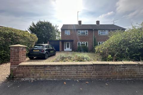 3 bedroom semi-detached house to rent, Church Lane, Cambridge CB2