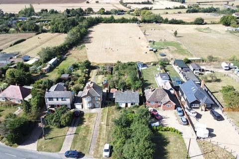 2 bedroom detached bungalow for sale, Layer Breton Hill, Layer Breton