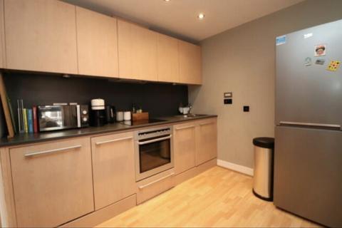 2 bedroom apartment to rent, Islington Gates, Birmingham B3