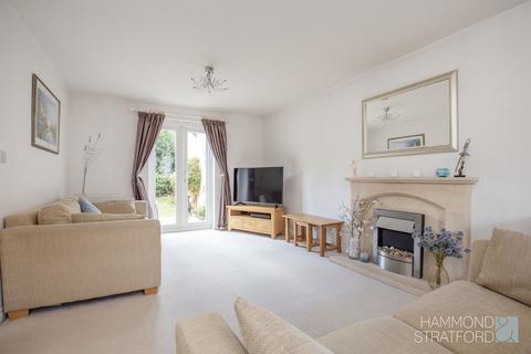 4 bedroom semi-detached house for sale, Camelia Close, Hethersett