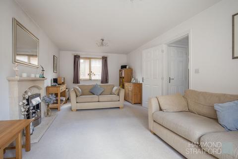 17 Camelia Close, Hethersett, Norwich, NR9 3FL