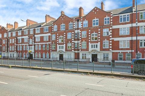 1 bedroom flat to rent, Talgarth Road, W14