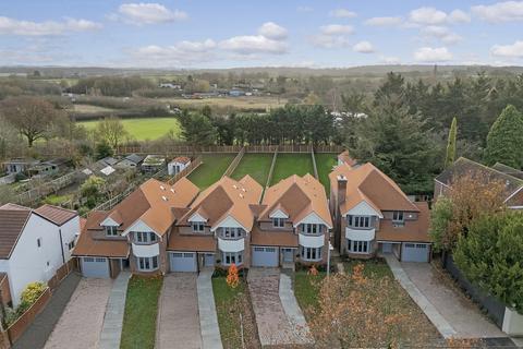 4 bedroom link detached house for sale, Ongar Road, Writtle