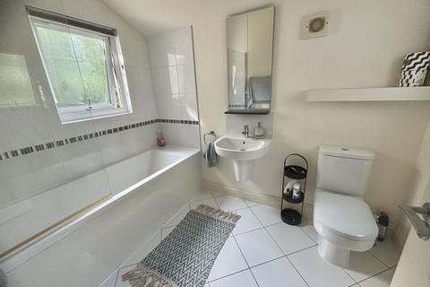 undefined, Billington Place, Burgess Hill