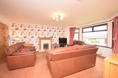 15 Castleton Park, Auchterarder, PH3 1QA