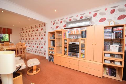 15 Castleton Park, Auchterarder, PH3 1QA