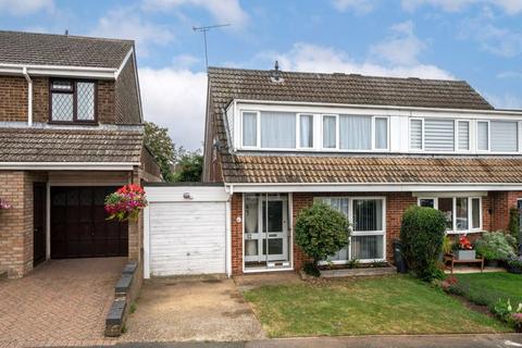 3 bedroom semi-detached house for sale, Leyhill Drive, Luton