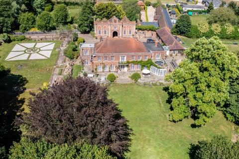 5 bedroom country house for sale, Broadfield, Buntingford SG9