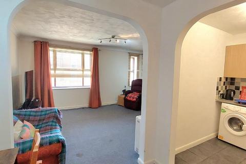 1 bedroom apartment for sale, Wellingborough Road, Earls Barton, Northamptonshire NN6