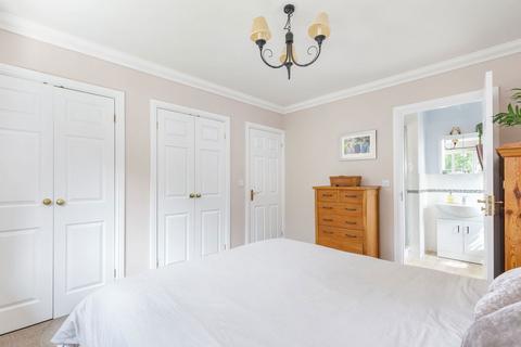 9 Chaffinch Walk, Ridgewood, Uckfield, TN22 5YQ