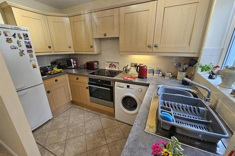 2 bedroom townhouse for sale, Eldon Green, Tuxford NG22